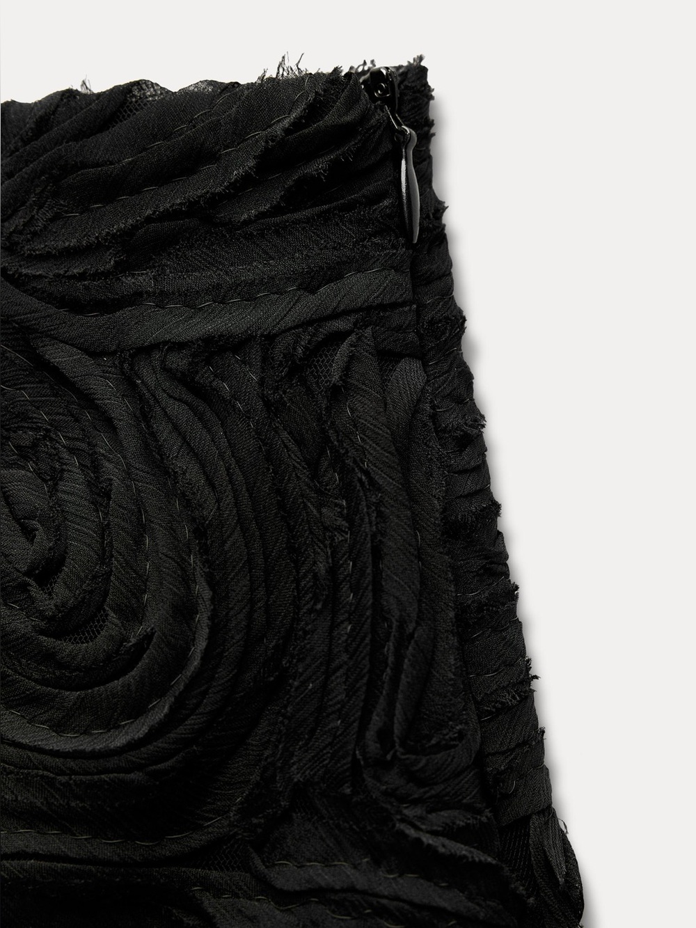 SOLD OUT Zara Black Textured Floral Rosette Mini Skort Size S - Picture 4 of 7